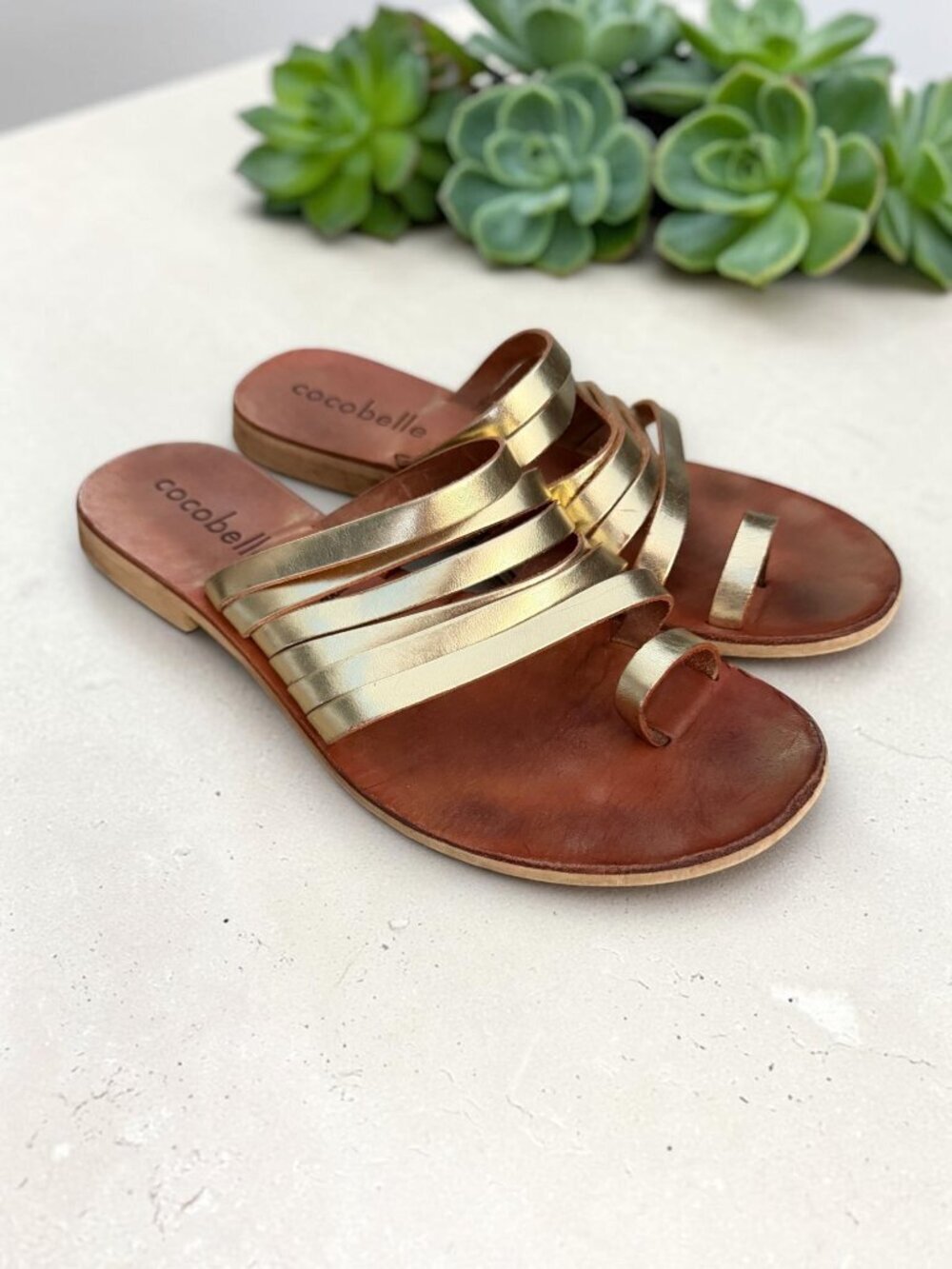 Cocobelle Metallic Gold Leather Strappy Toe Ring Sandals Made Italy EU 40 US 9